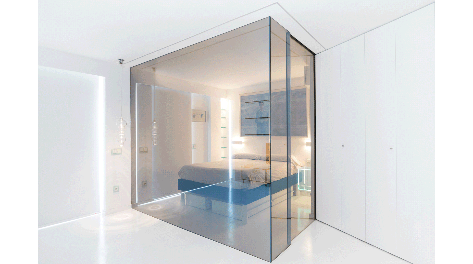 a2arquitectos-glass-apartment-gif